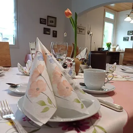 Gaestehaus Elisabeth Couette-café Schlangenbad